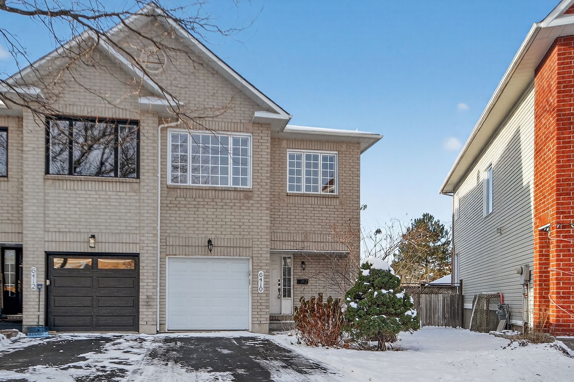 Virtual tour of 6410 Sablewood Place, Ottawa, Ontario, K1C 7L7