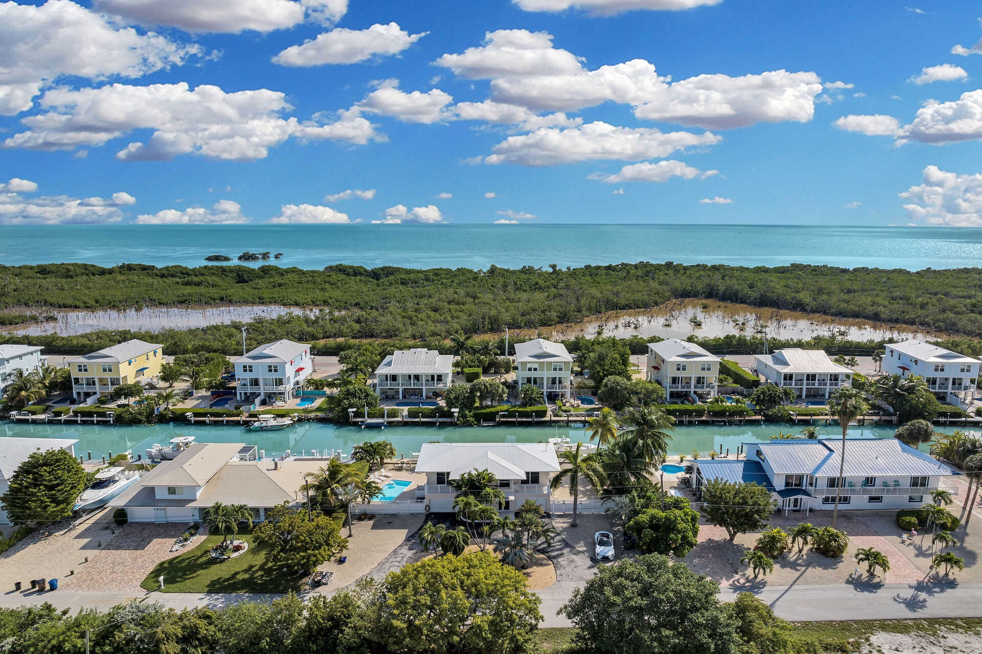 Virtual tour of 1850 Manor Ln, Marathon, Florida, 33050
