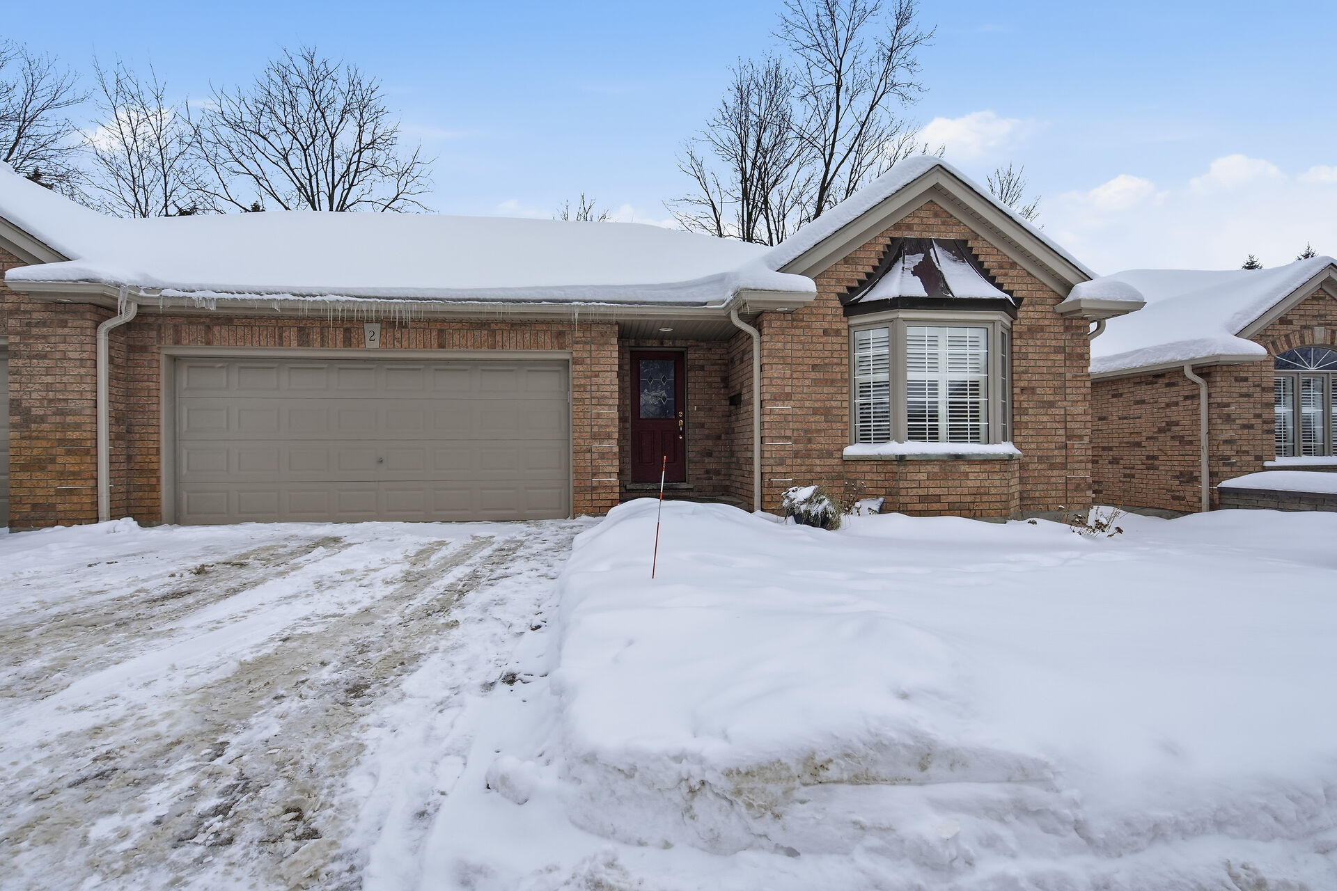 Virtual tour of 2-4067 Colonel Talbot Road, London, Ontario, N6P 1V9